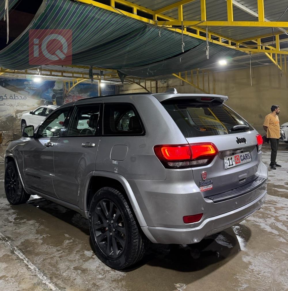 جيب جراند شيروكي